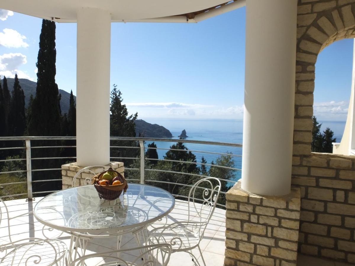Villa Alibertini Агиос Гордиос Екстериор снимка
